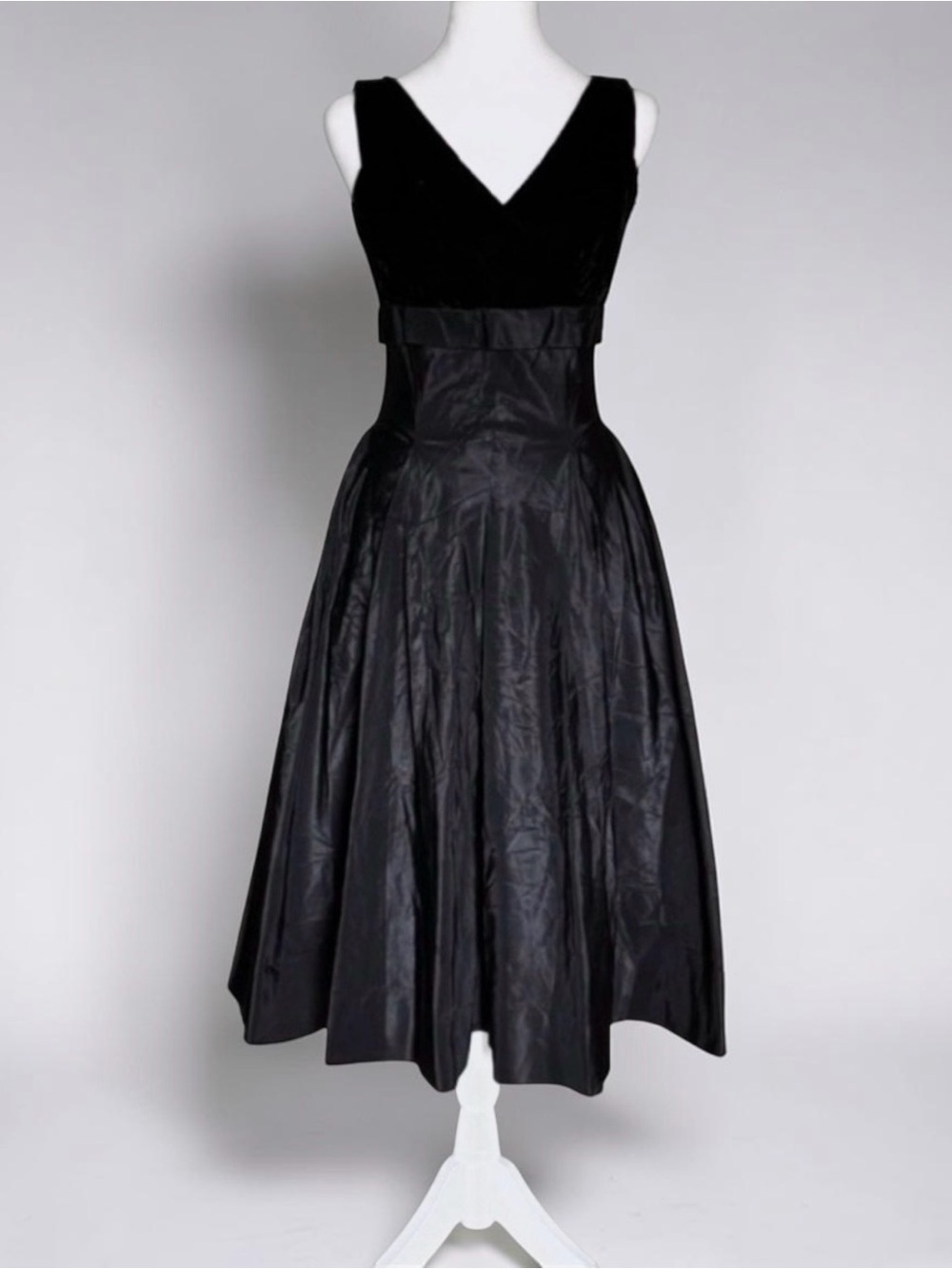 Vintage 1950s Velvet & Taffeta Cocktail Dress – Full Skirt – Talon Zip – Small